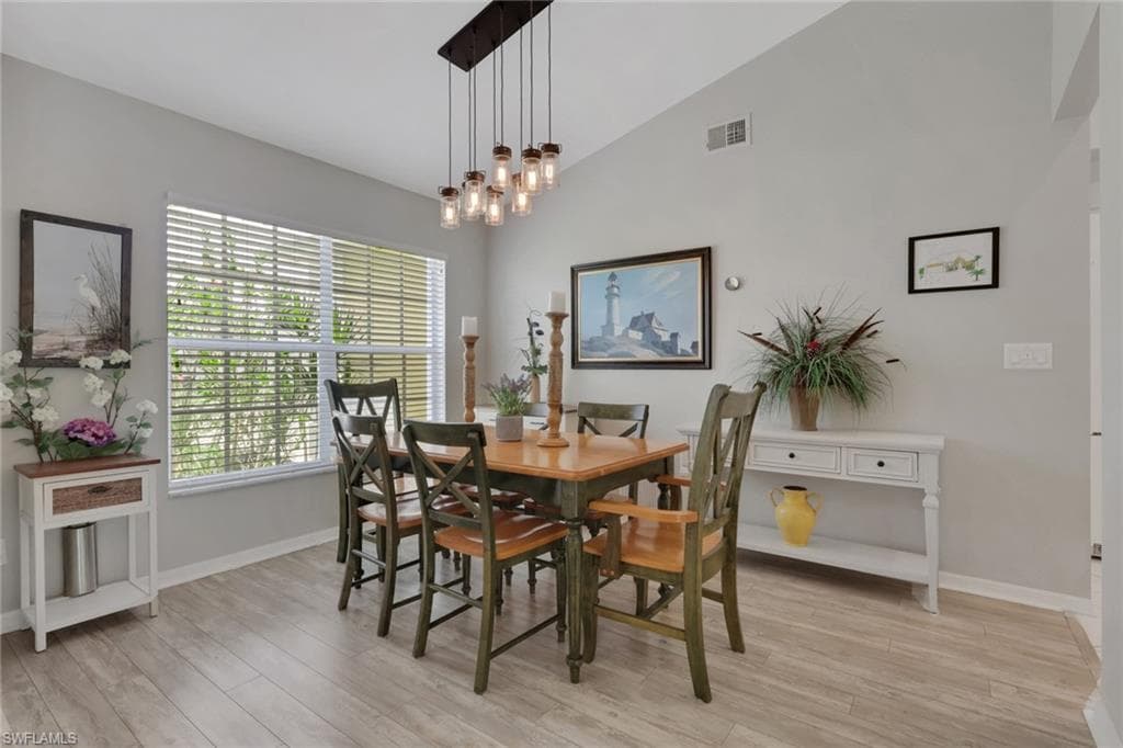 505 Raven WAY-14