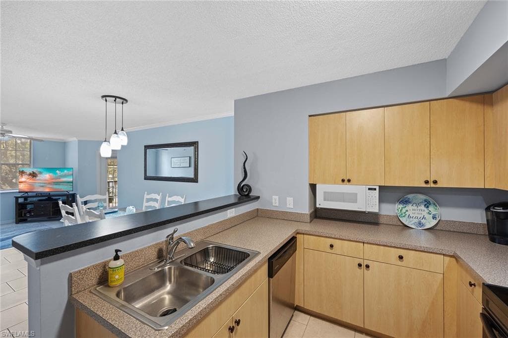 8635 River Homes LN 2205-8