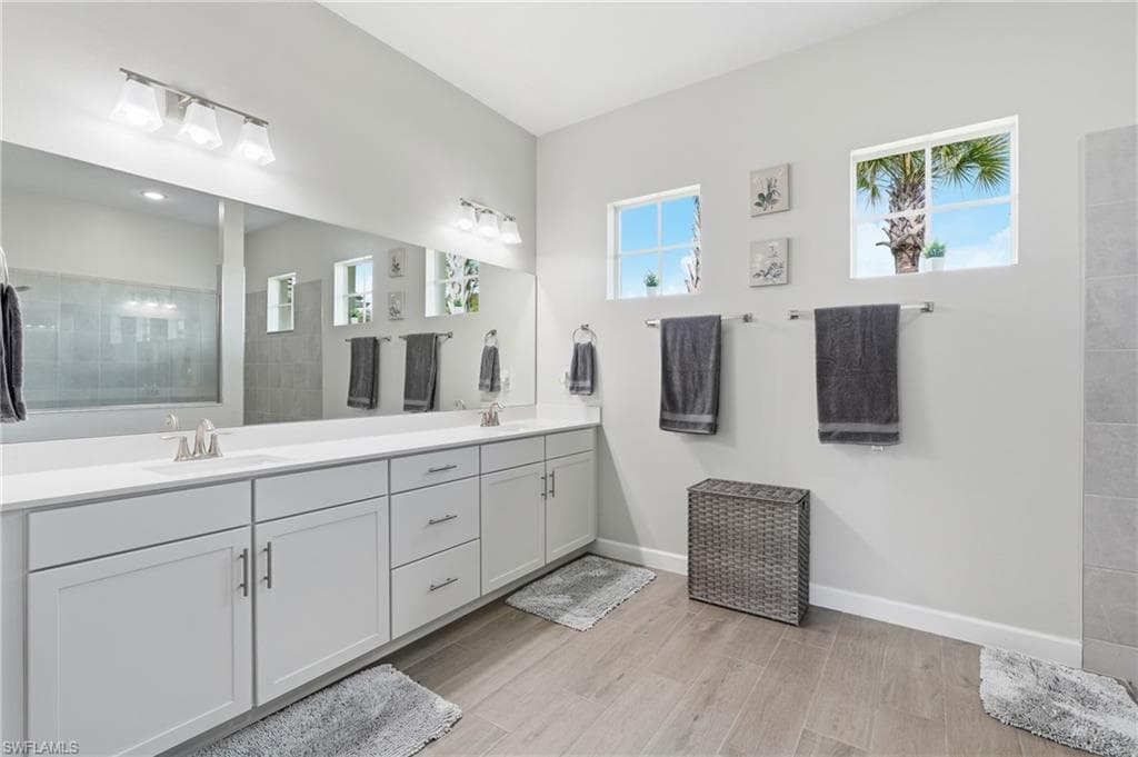 17040 Serengeti CIR-22