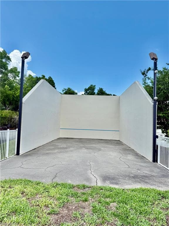 1517 51st LN 201-37