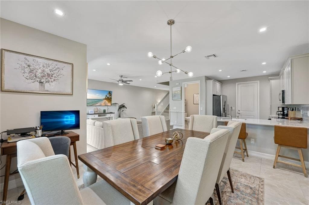7348 Rockefeller DR-13