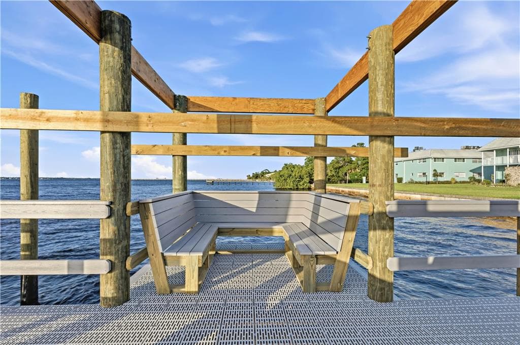 3225 E Riverside DR 31C-42