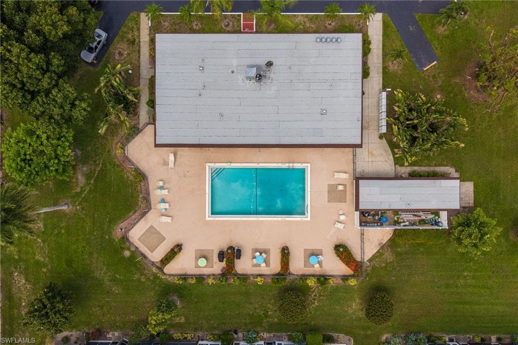 2828 Jackson ST B3-32