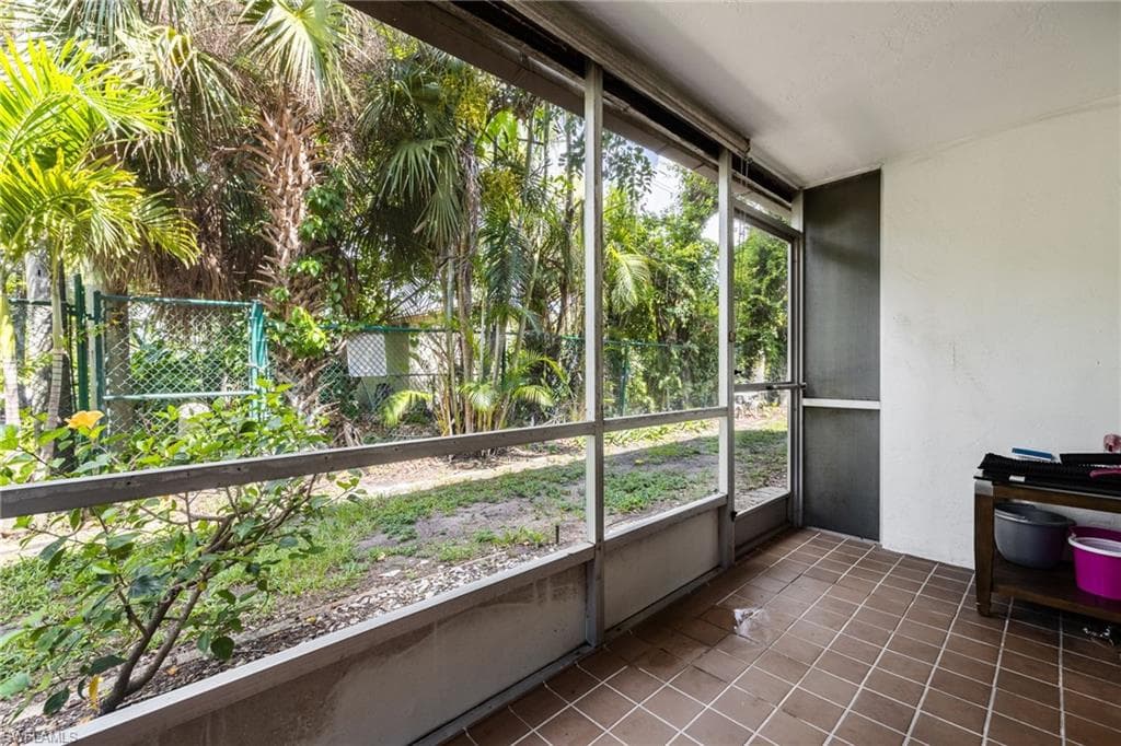 2828 Jackson ST B3-24