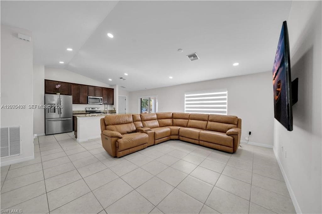 1105 NW 24th PL-9