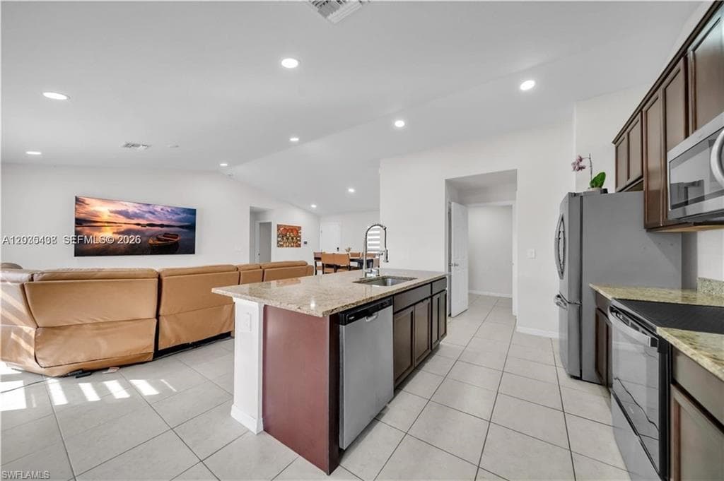 1105 NW 24th PL-11