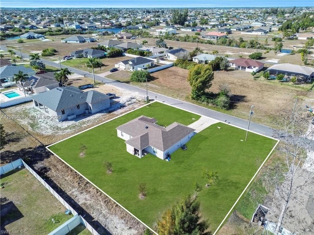 1105 NW 24th PL-31