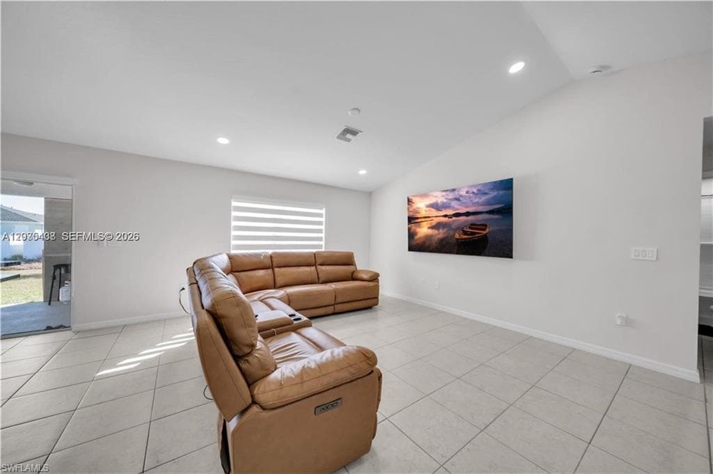 1105 NW 24th PL-4