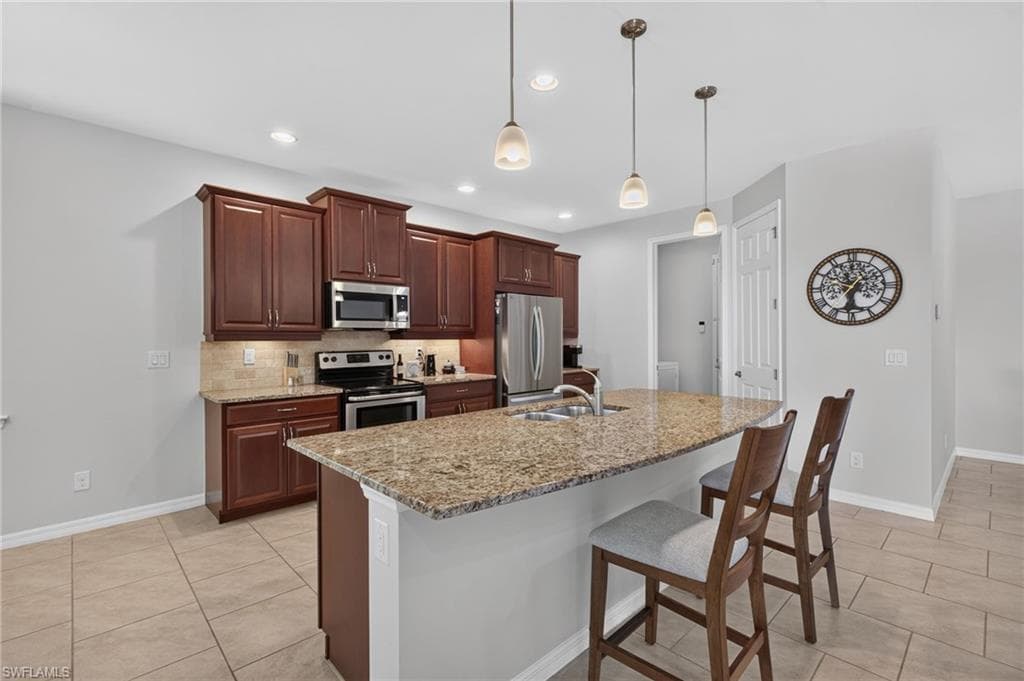 3000 Sunset Pointe CIR-7