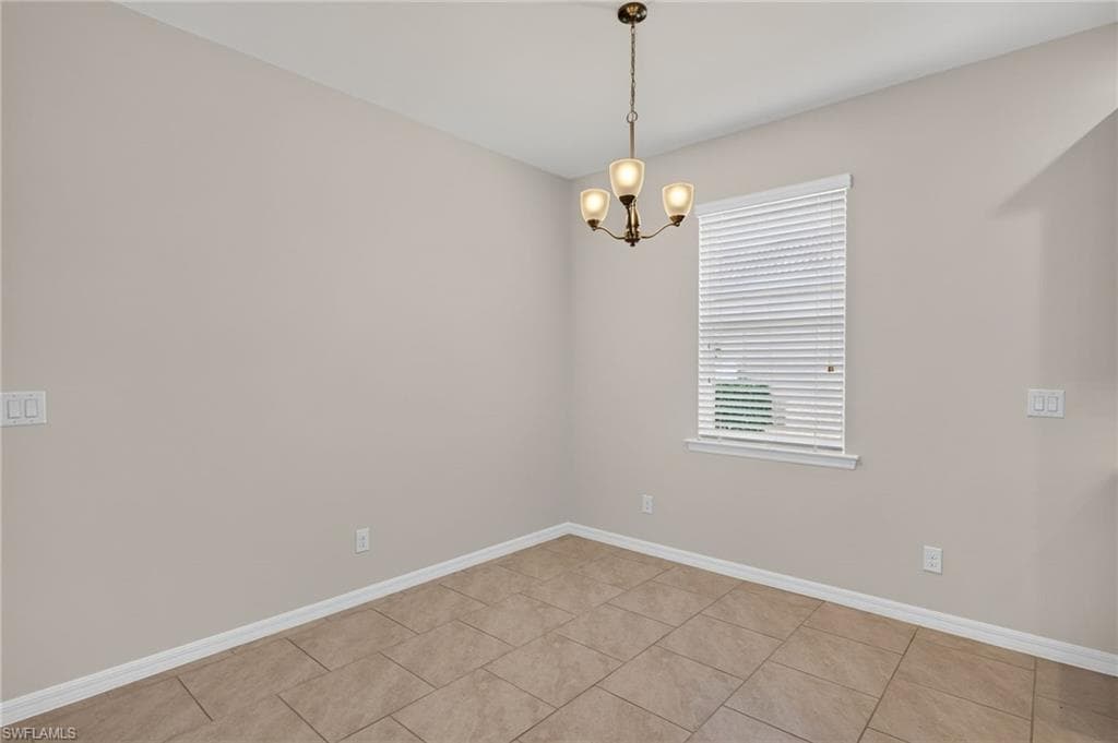 3000 Sunset Pointe CIR-11