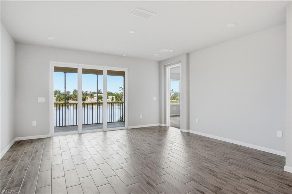 4596 Arboretum CIR 202-17