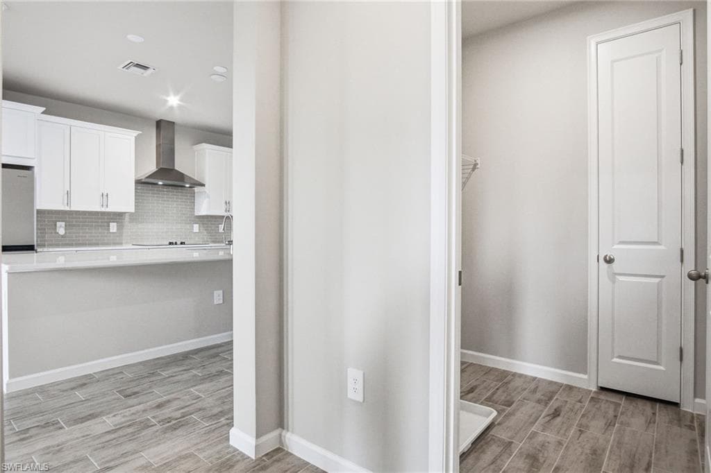 4596 Arboretum CIR 202-28