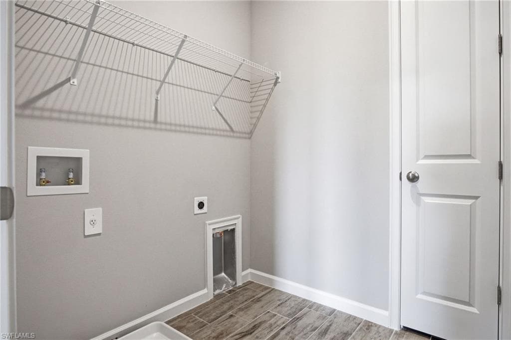 4596 Arboretum CIR 202-29