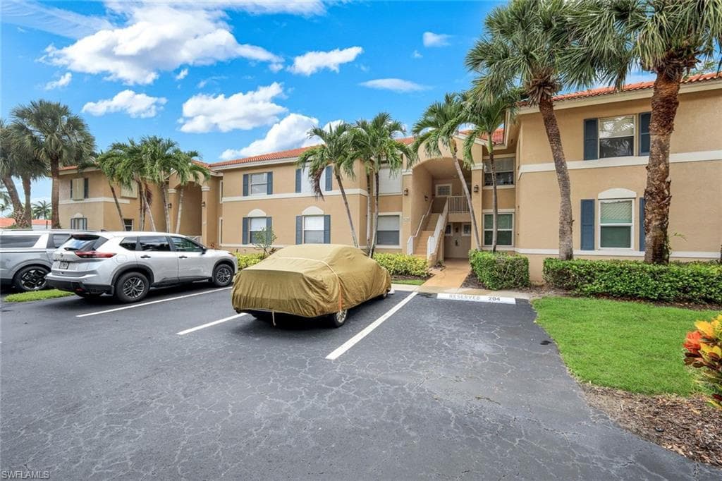 6384 Huntington Lakes CIR 103-23