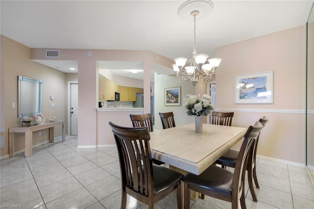 6384 Huntington Lakes CIR 103-12