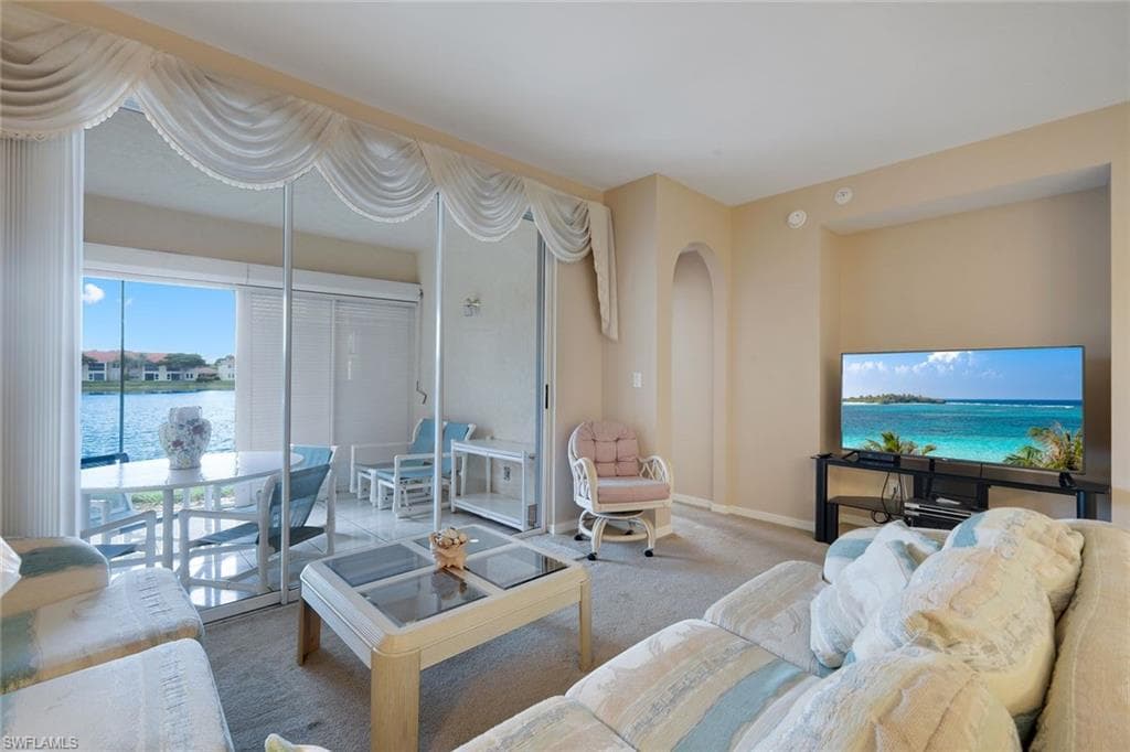 6384 Huntington Lakes CIR 103-7