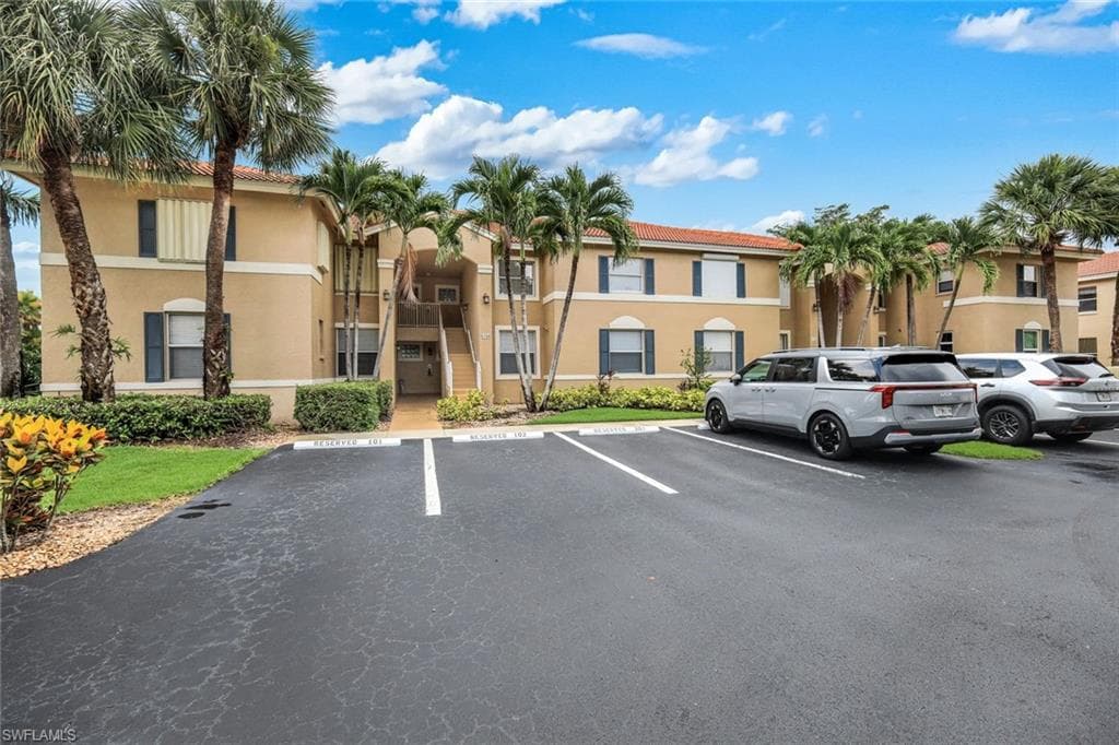 6384 Huntington Lakes CIR 103-1