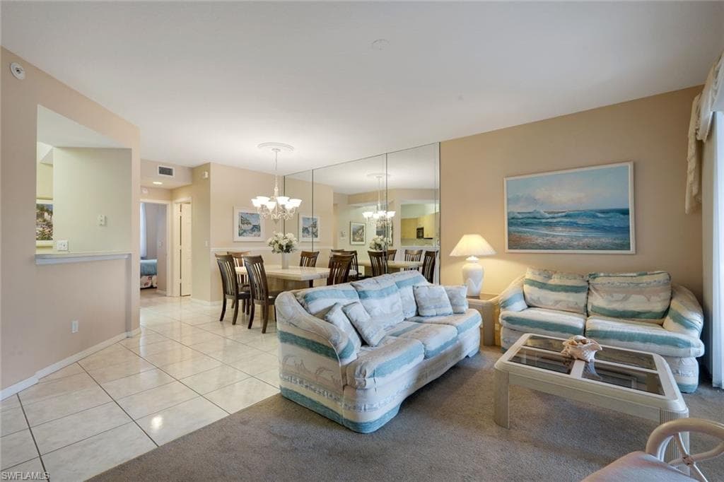 6384 Huntington Lakes CIR 103-5