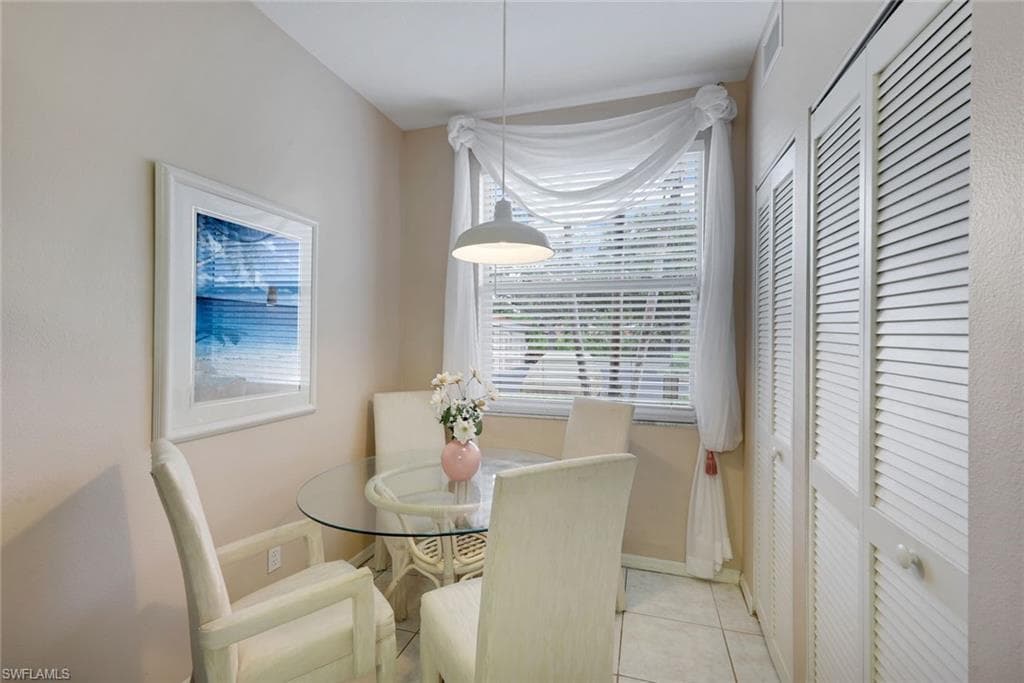 6384 Huntington Lakes CIR 103-11