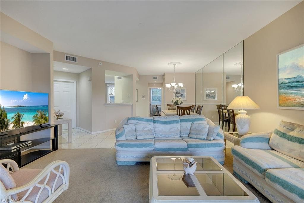 6384 Huntington Lakes CIR 103-4
