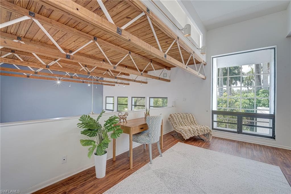 1215 Caloosa DR-6