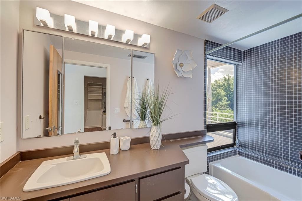 1215 Caloosa DR-28