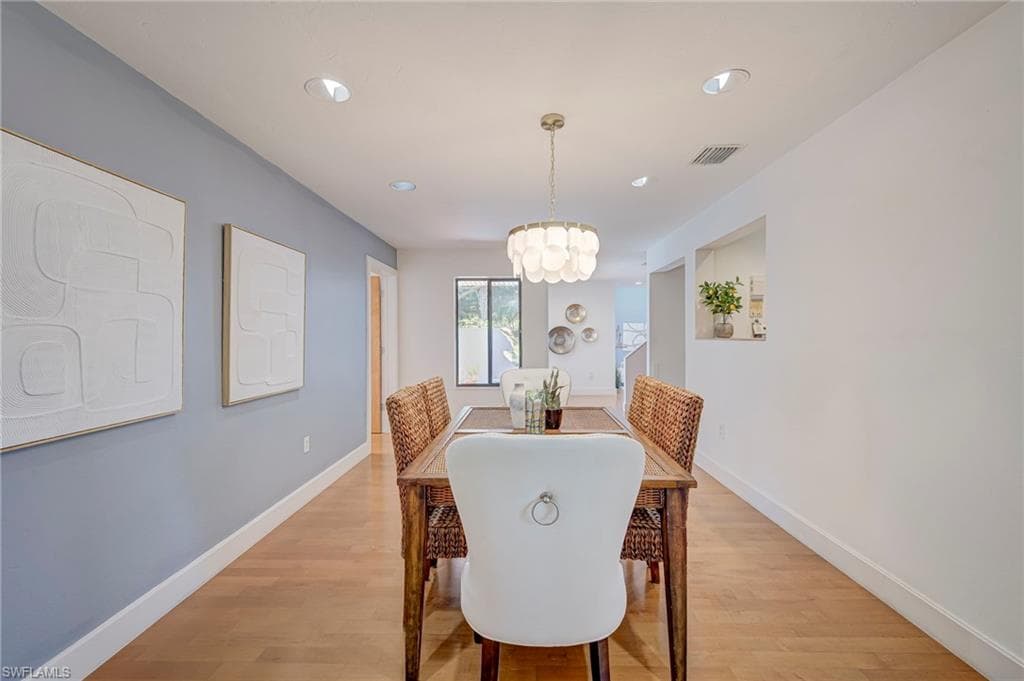 1215 Caloosa DR-15