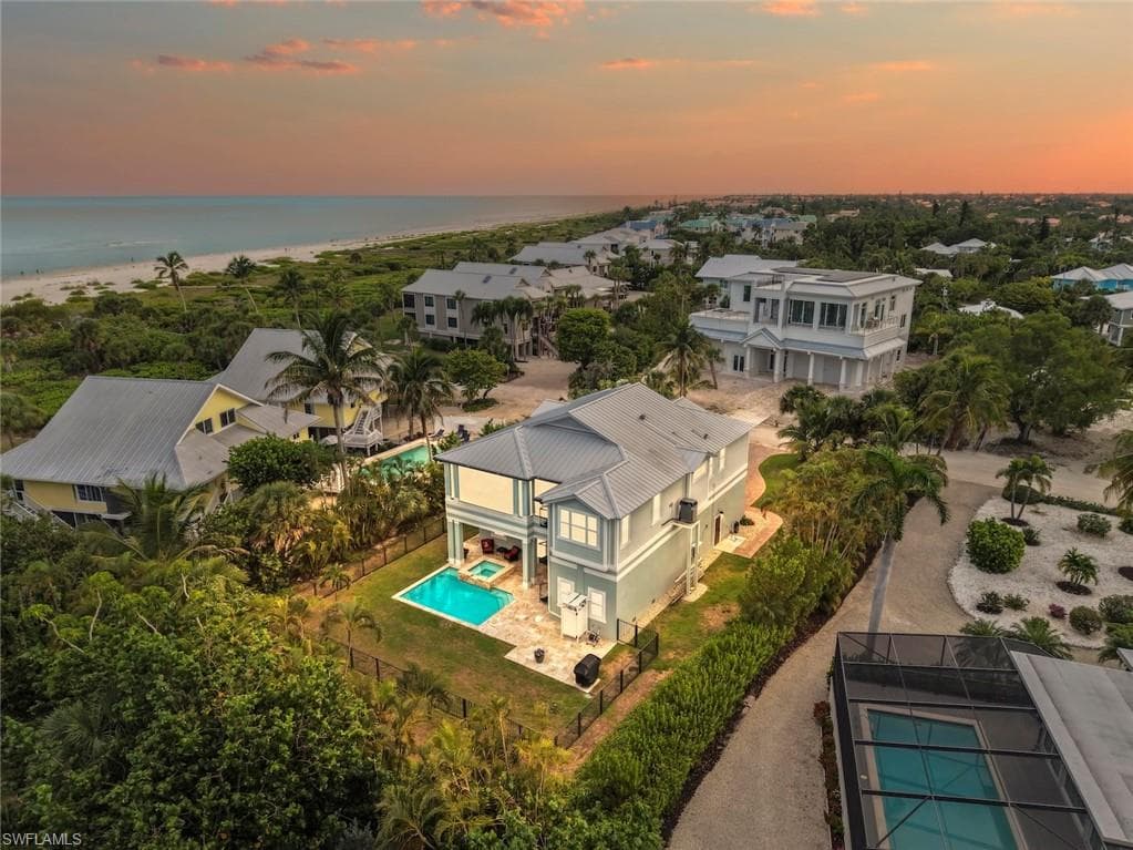 1114 Seagrape LN-49