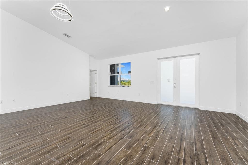 14135 Appleton BLVD-21