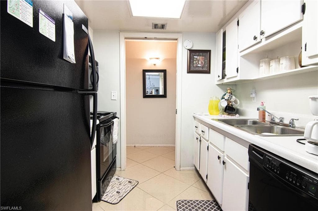 2366 E Mall DR 414-20