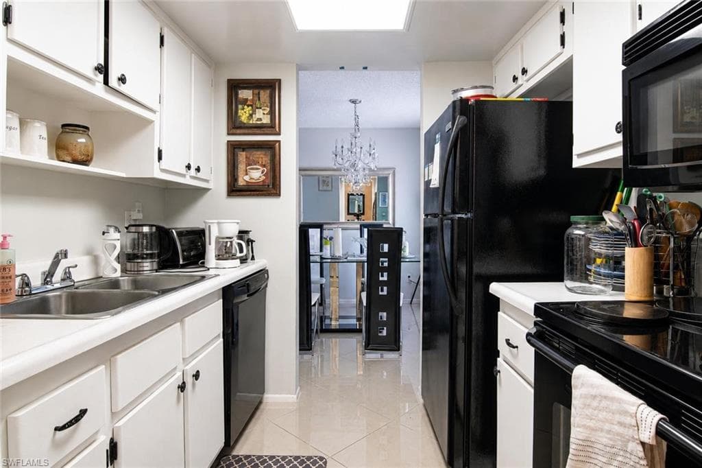 2366 E Mall DR 414-21