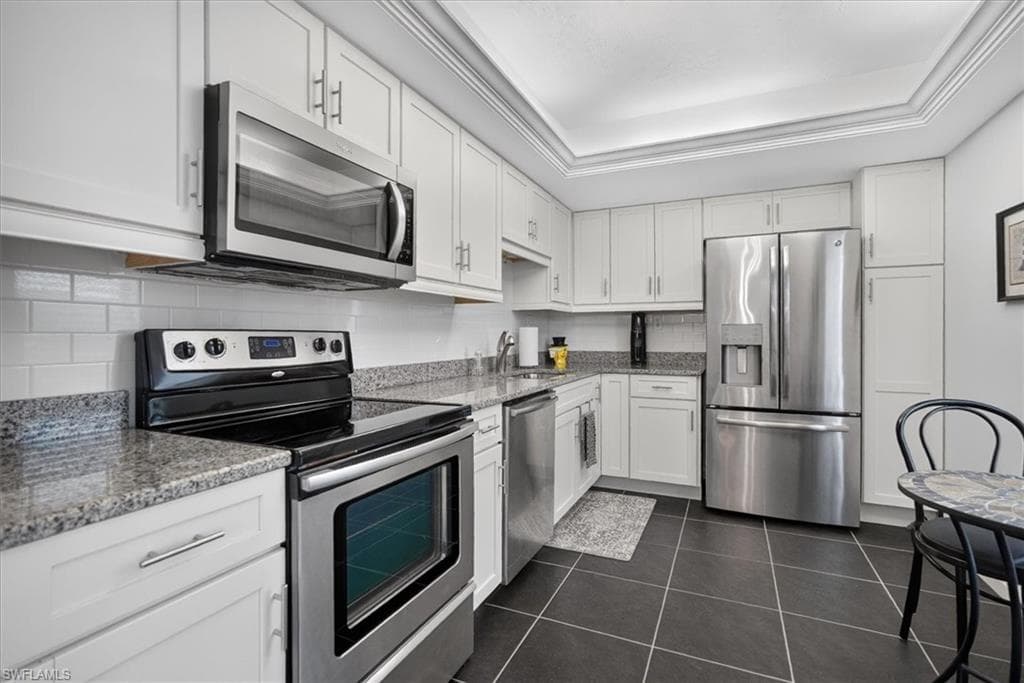 7000 Estero BLVD 603-25
