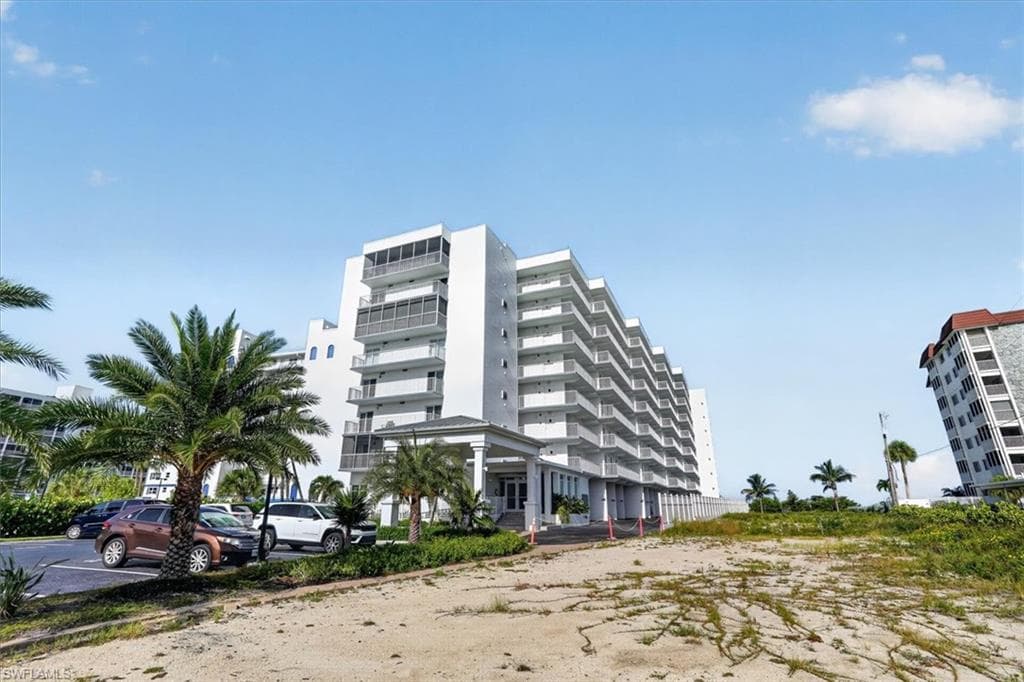 7000 Estero BLVD 603-2