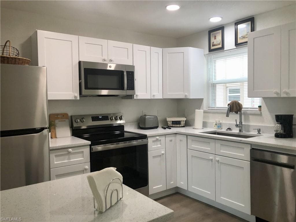 16881 Davis RD 214-9