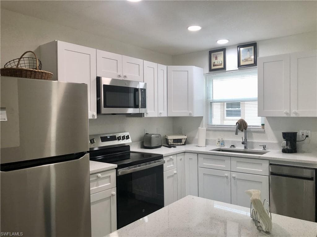 16881 Davis RD 214-8