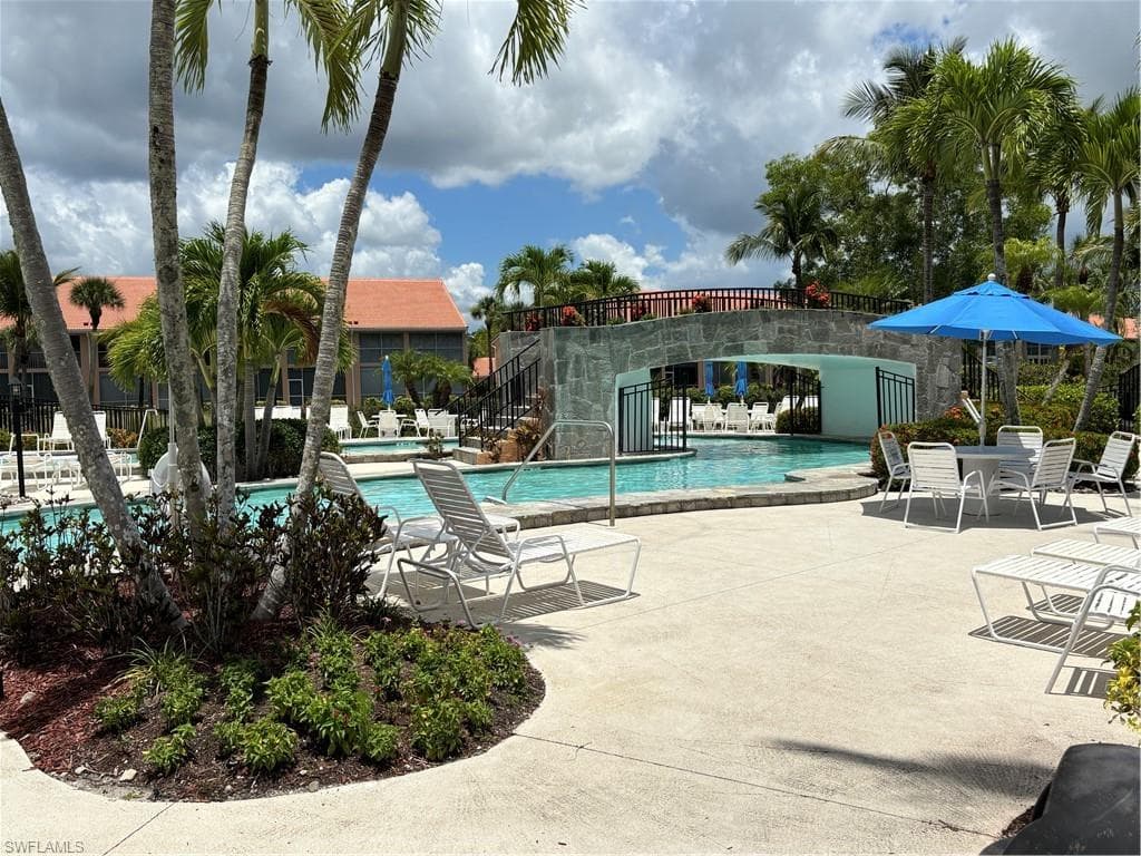 6820 Beach Resort DR 11-1