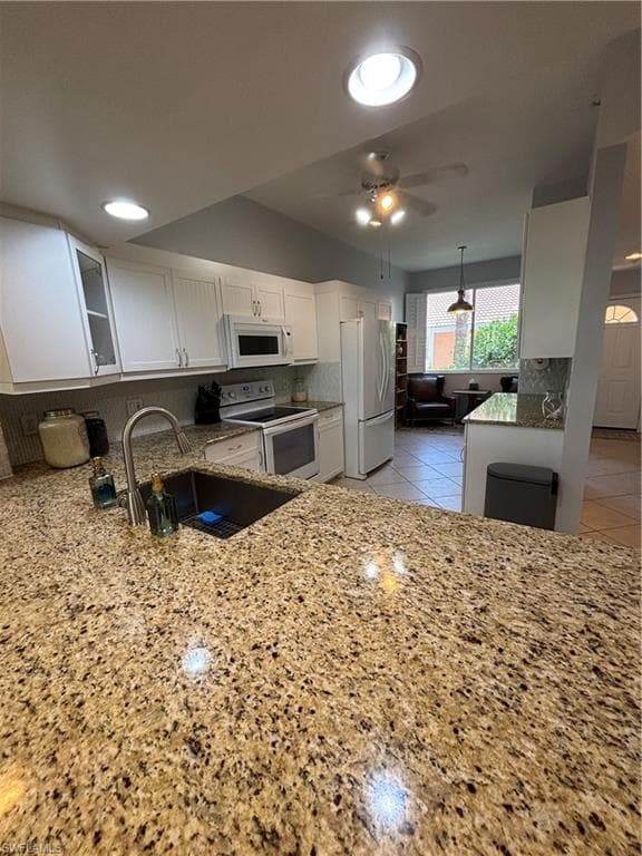 6820 Beach Resort DR 11-15