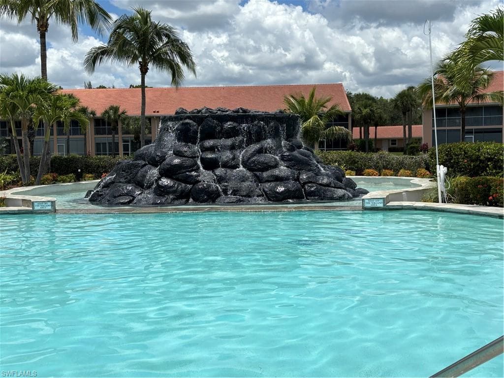 6820 Beach Resort DR 11-4