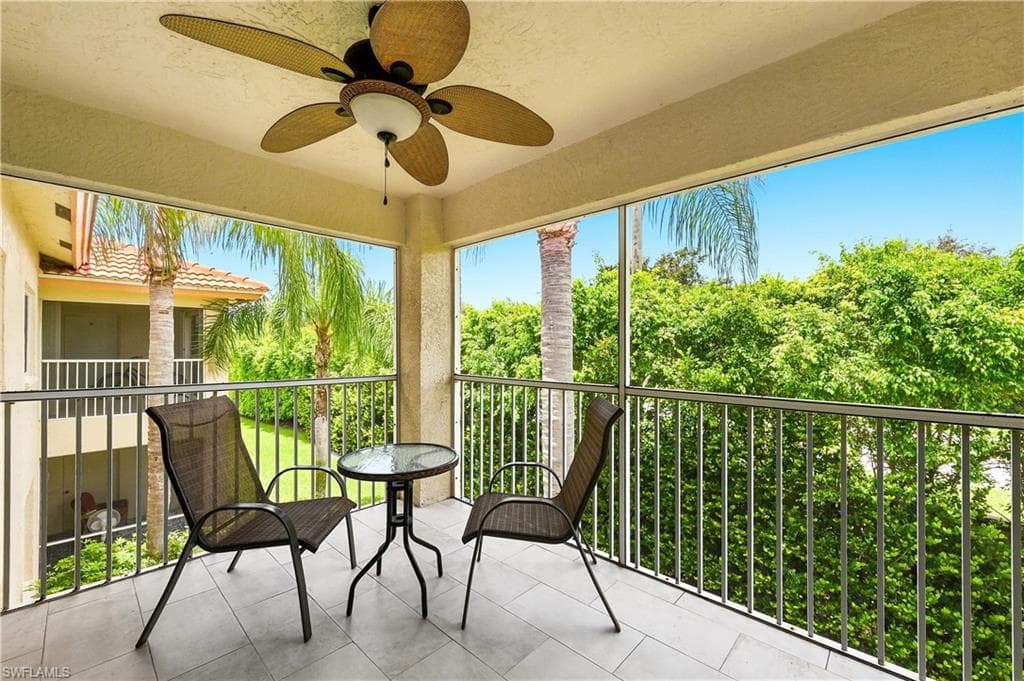 6605 Huntington Lakes CIR 203-7