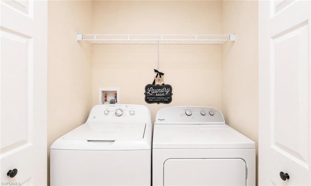 1133 Van Loon Commons CIR 202-27