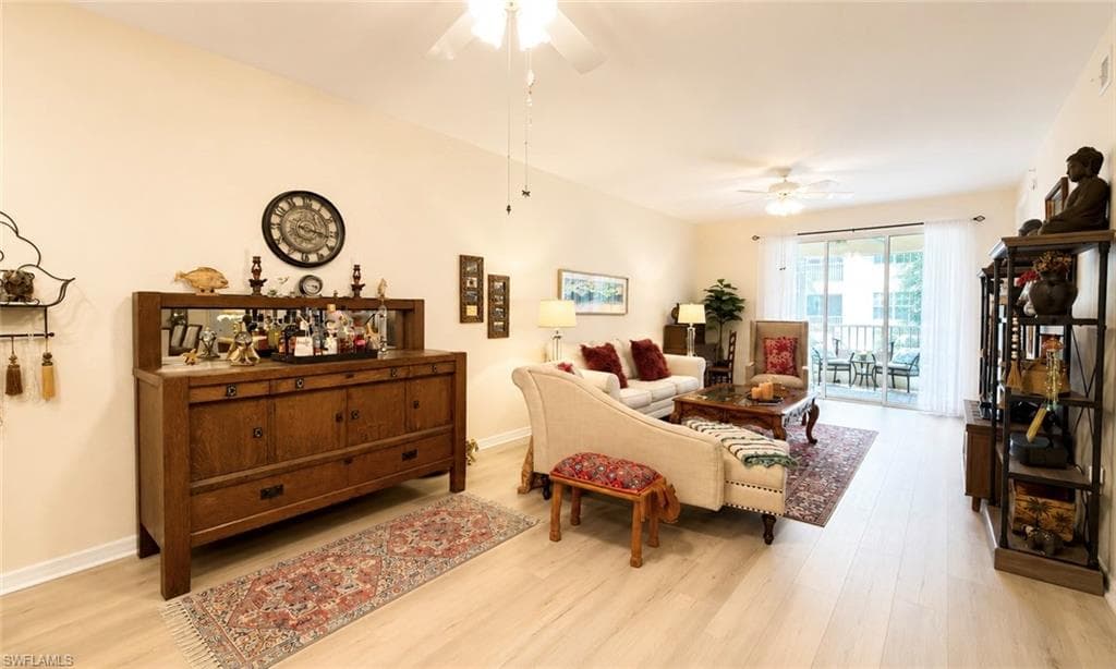 1133 Van Loon Commons CIR 202-13