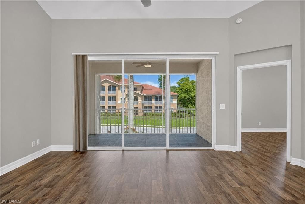 8521 Oakshade CIR 422-10