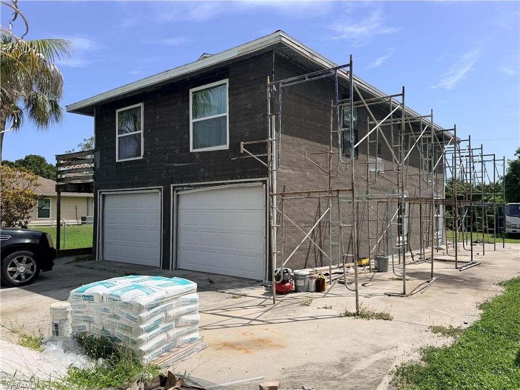 125 4th ST-3