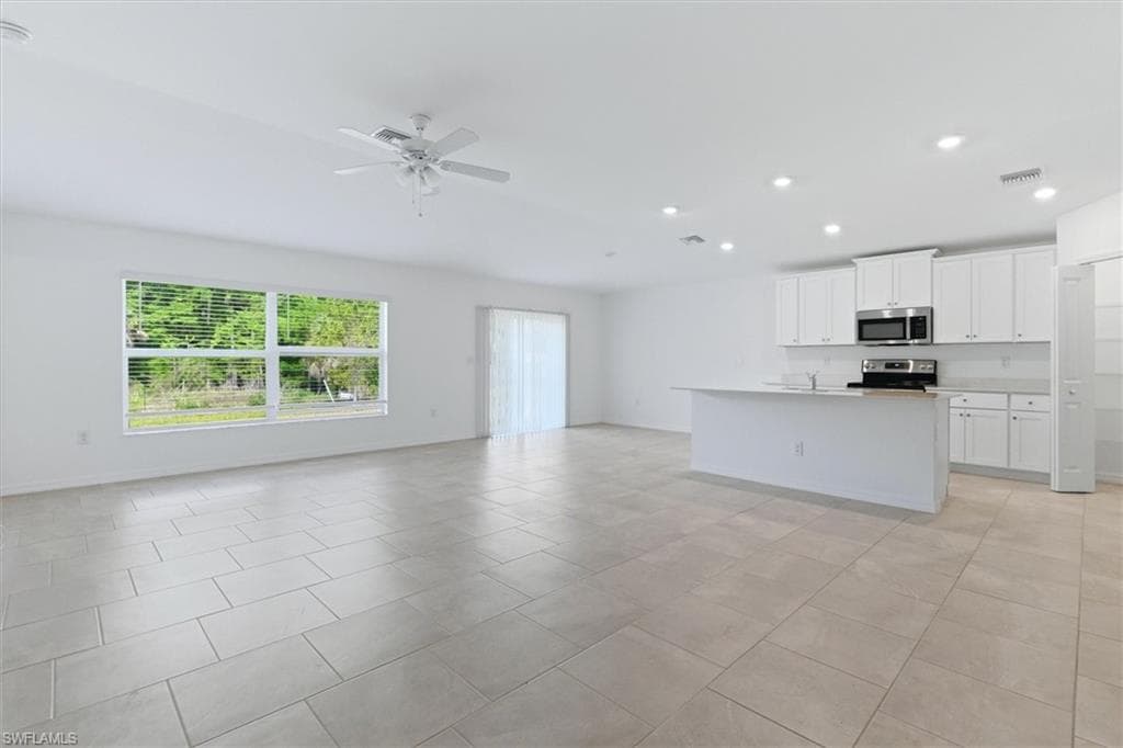 3911 Treasure Oak WAY-2