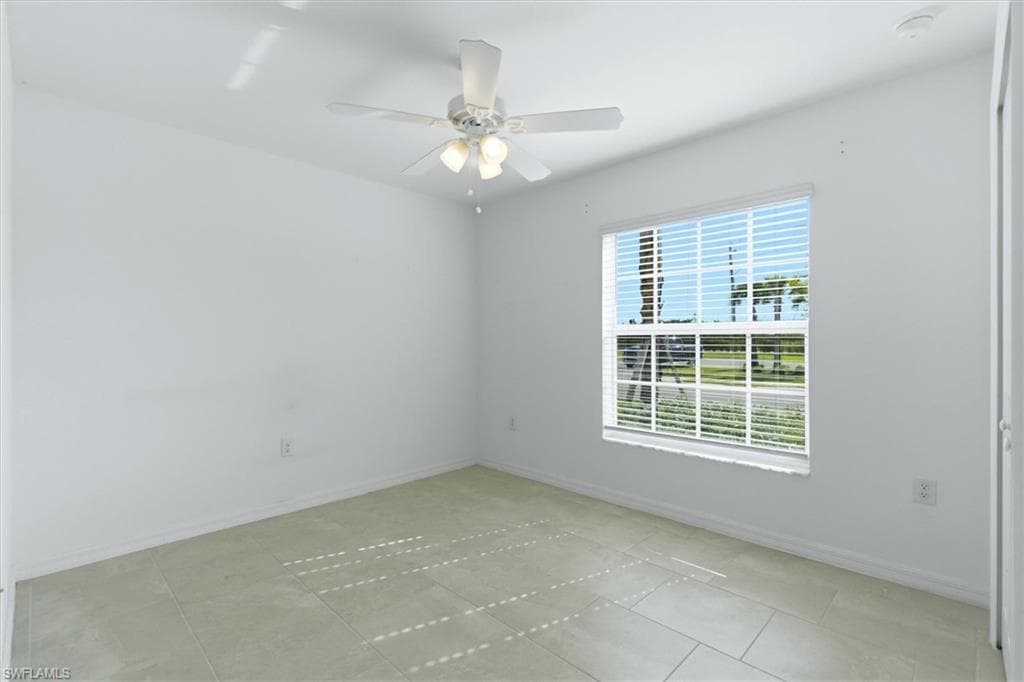 3911 Treasure Oak WAY-13