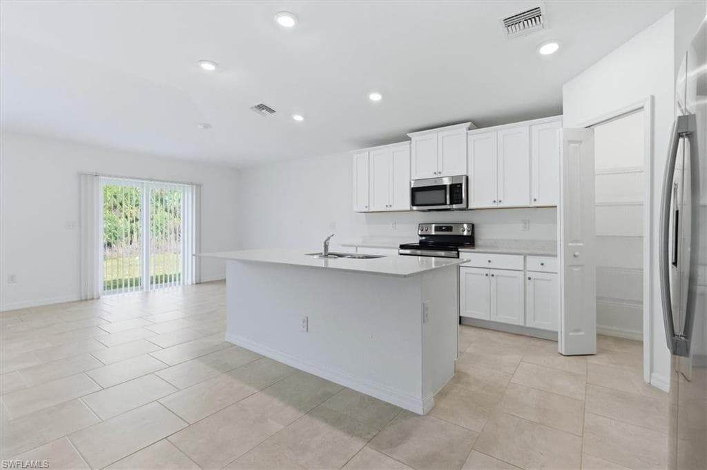 3911 Treasure Oak WAY-7