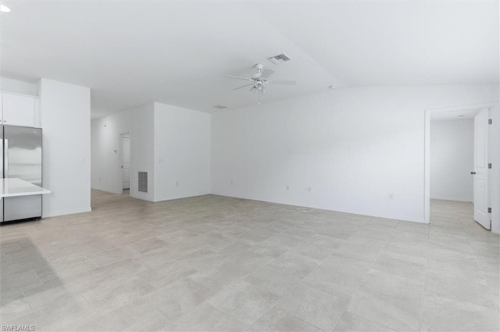 3911 Treasure Oak WAY-3