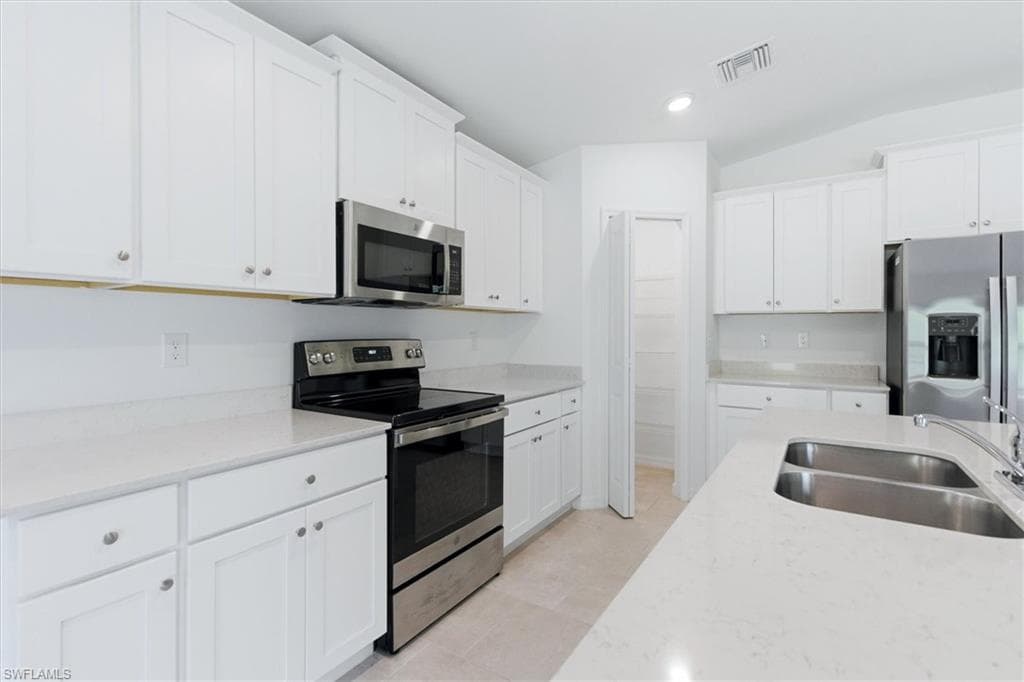 3911 Treasure Oak WAY-10