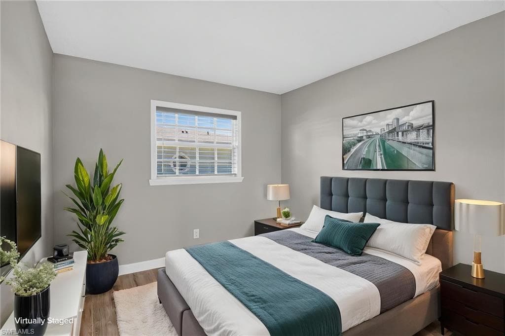 3340 N Key DR 7-22