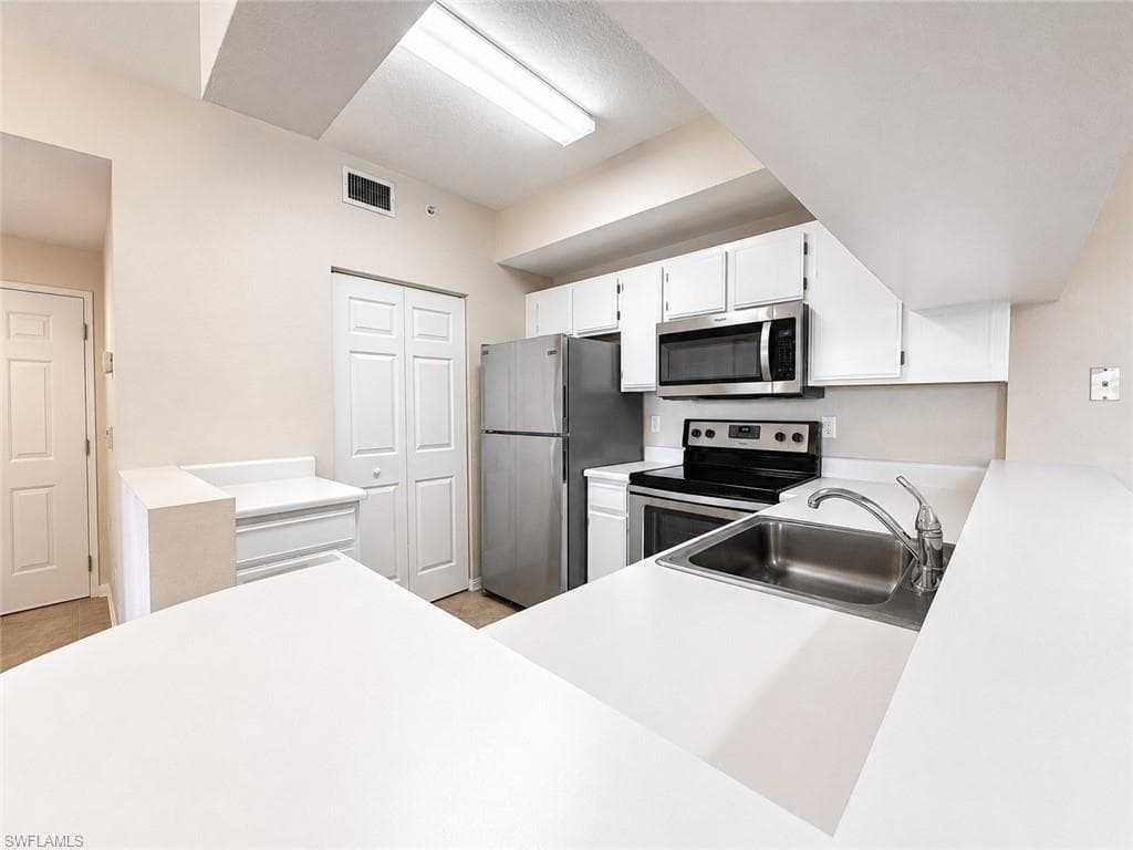 6490 Aragon WAY 303-7